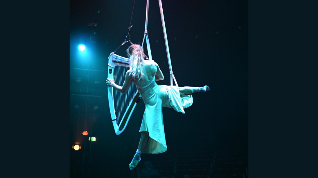 Cirque Bouffon – Harmonia © JM Schlorke